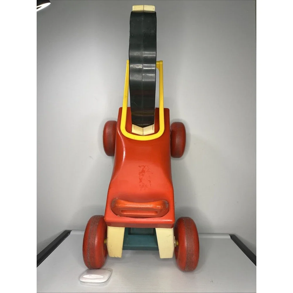 Fisher Price Vintage 1976 Ride On Horse Toddler Toy #978 Pull Plastic Pony 17”